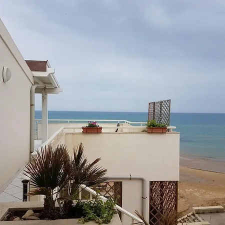 Appartamento Terrazzo Sul Mare Donnalucata (Sicily)